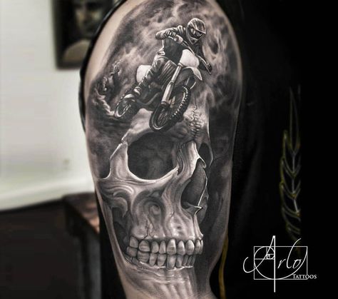 Skull Tattoo For Men, Arlo Dicristina, Motocross Tattoo, Gear Tattoo, Geometric Sleeve Tattoo, Bike Tattoos, Sick Tattoo, Realistic Tattoo, Fox Tattoo