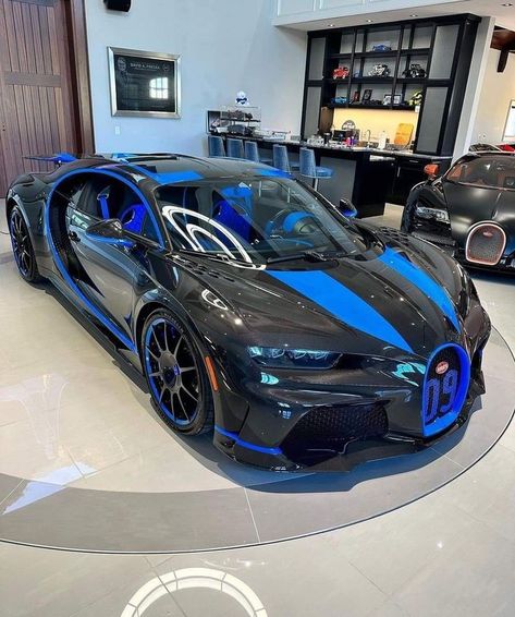 Bugatti Chiron Super Sport 300, Bugatti Chiron Super Sport, Koenigsegg Agera, Futuristic Cars Design, Cars Design, Bugatti Cars, Exotic Sports Cars, Bugatti Chiron, Luxe Life