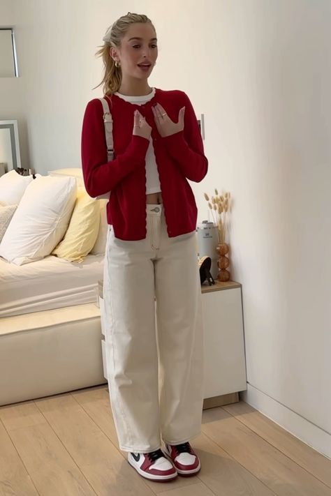 Red Top Outfit, Red And White Outfits, White Pants Outfit, Uni Outfits, Casual Day Outfits, 가을 패션, Outfit Inspo Fall, Inspiration Mode, Looks Style