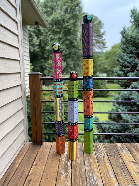 Peace Pole, Garden Totem, Art Pole, Vase Deco, Bright Color Schemes, Garden Totems, Garden Poles, Lawn Art, Garden Posts