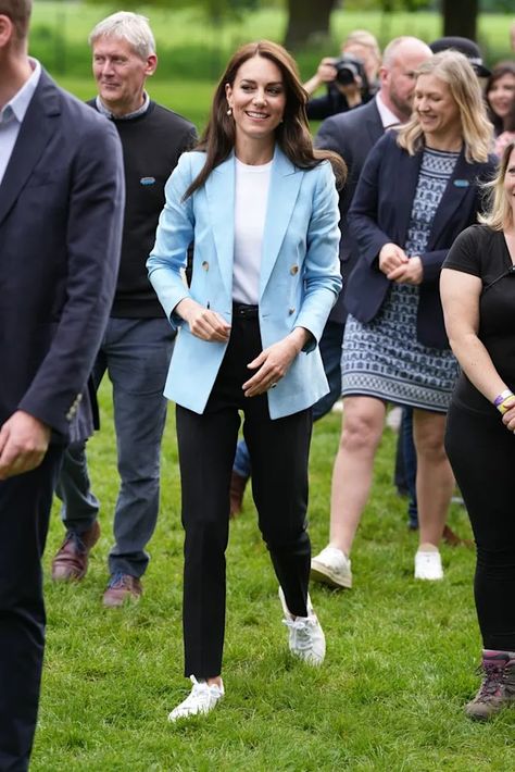 Kate Middleton defies expectations as she parties in fitted red Alexander McQueen suit at Windsor Castle | HELLO! Light Blue Blazer Outfits For Women, Light Blue Blazer Outfit, Blue Blazer Outfits For Women, Blue Blazer Outfit, Coronation Robes, Light Blue Blazer, Spring Blazer, The Coronation, Blazer Outfit