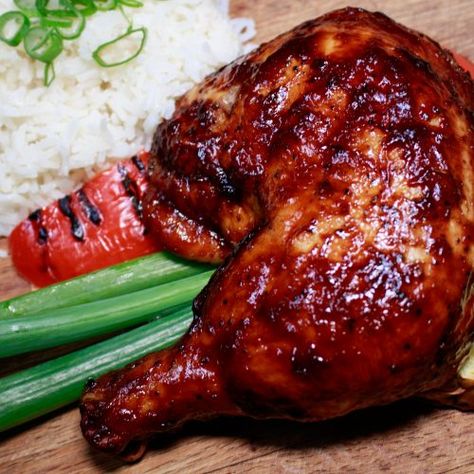 Samoan Chicken, Chicken With Coconut Rice, Steak Rub Recipe, Samoan Food, Bbq Sauce Chicken, Deer Heads, Fish Dinner Recipes, Raw Fish, Chicken Recipies