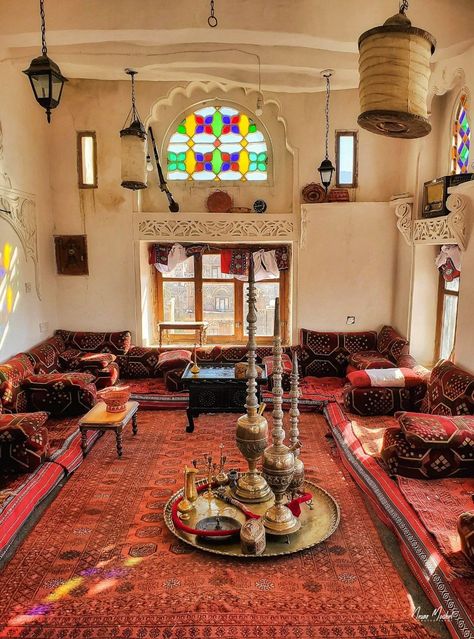 Middle Eastern Interior Design, Afghan Restaurant, Setting Room, Arabic Interior Design, Berlin Apartment, Tiny House Interior Design, Downtown Apartment, Apartment Aesthetic, Tiny House Interior