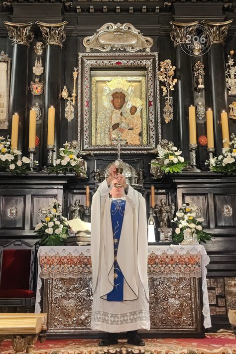 Celebrating Holy Mass at Jasna Gora Monastery which is home to the beloved icon of the Black Madonna, also known as Our Lady of Czestochowa. This is a beloved Catholic shrine that is revered by countless pilgrims. Visit Poland on this 9 day pilgrimage with 206 Tours! Our Lady Of Lavang, Our Lady Of Czestochowa Poland, Our Lady Of Knock Ireland, Our Lady Of Czestochowa, Our Lady Of Medjugorje, Lilith Statue Poland, Visit Poland, Catholic Priest, Blessed Virgin