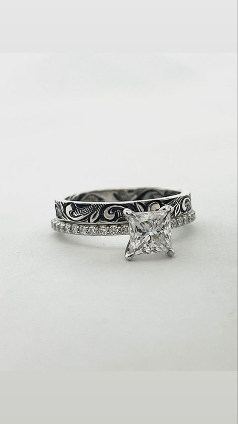 Western Diamond Wedding Rings, Engagement Rings Country Western, Engagement Rings Western Simple, Simple Country Engagement Rings, Simple Wedding Rings Western, Western Weeding Rings, Square Western Engagement Rings, Western Tooled Engagement Rings, Western Diamond Rings