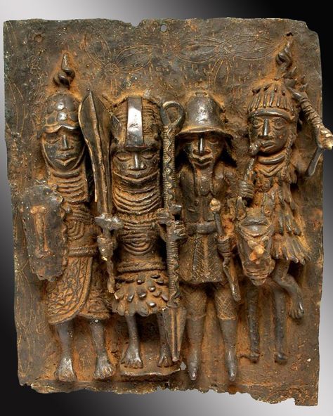 Ancient Bronze Plaque Nigeria Benin Bronzes, Benin Art, Benin Kingdom, Benin Bronze, African Carving, African Artifacts, Bronze Plaque, Afrikaanse Kunst, African Sculptures