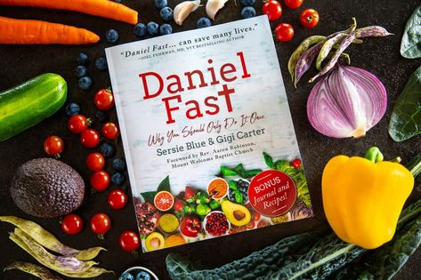 Ultimate Veggie Chili - Daniel's Plate Daniel Fast Food List, Lent Food, Fast Food List, 21 Day Fast, The Daniel Fast, Veggie Chili, Daniel Fast Recipes, Sample Meal Plan, Daniel Fast