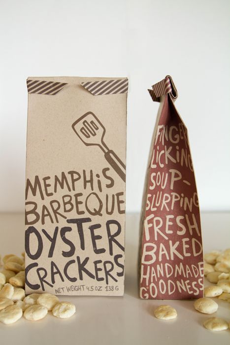 Rustic Food Packaging, Minimalist Food Packaging Design, Homemade Packaging, S’more Packaging, Cracker Packaging, Crackers Packaging Design, Bbq Design, Cracker Packaging Design, Butcher Packaging