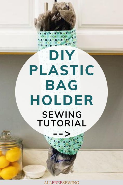 Easy Plastic Bag Holder DIY | Learn how to make a plastic bag dispenser to keep them all in one convenient place! Bag Holder Diy, Diy Grocery Bag Holder, Diy Plastic Bag Holder, Diy Plastic Bag, Diy Grocery Bags, Shopping Bag Holder, Bag Holder Pattern, Diy Beach Bag, Dispenser Diy