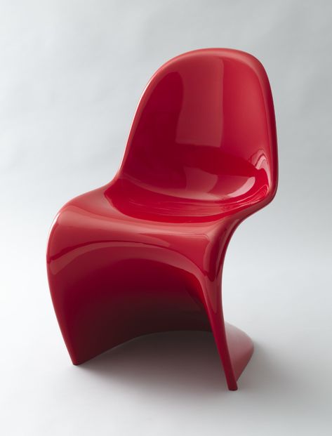 Verner Panton. Stacking Side Chair. Designed 1959-60 (this example 2004) | MoMA Plastic Chair Design, Game Room Chairs, Warm Dining Room, Vitra Chair, Pedicure Chairs For Sale, Waiting Room Chairs, Panton Chair, Oversized Chair, Iconic Furniture