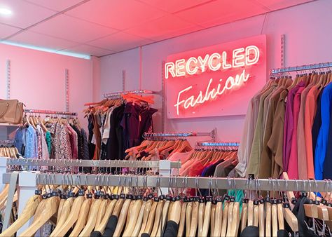 neon sign saying “recycled fashion” in a thrift store Preloved Fashion, Cute Thrift Store, Second Hand Store Aesthetic, Reseller Aesthetic, Small Store, Second Hand Store Ideas, Teen Stores, Preloved Clothes, Boutique Logo Design