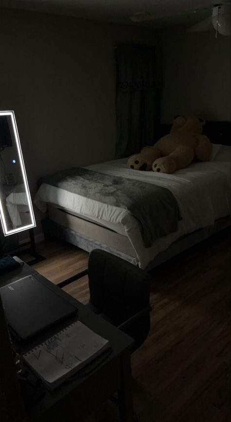 Dark Grey Room Aesthetic, Dark Grey Room, Dark Room Decor, Dark Gray Bedroom, 80s Room, Dark Grey Rooms, Teenager's Room, Grey Room, Black Bedroom