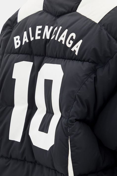 Luxury Black Puffer Jacket For Streetwear, Balenciaga Puffer Jacket, Balenciaga Sportswear, Balenciaga Coat, Balenciaga Kids Jacket, Side Chest, Soccer Boots, Balenciaga Logo, Quilted Coat