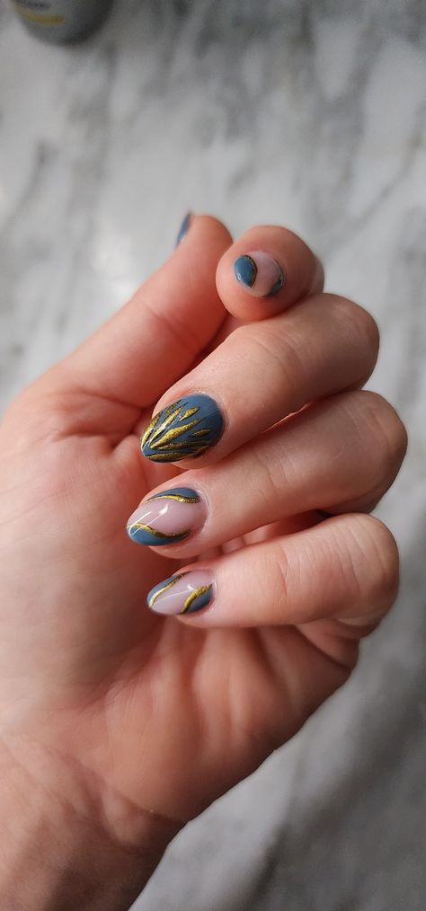 Nails deep green blue and gold wavy art design with agave maguey Agave Nails, Tequila Nails, Agave Plant, Agaves, Chic Nails, Nail Design, Tequila, Nail Designs, Nail Art