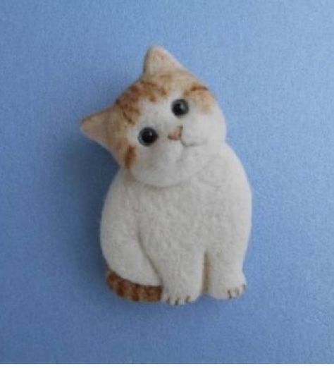 Felt Keyring, Felt Keychain, Felted Cat, Needle Felted Cat, Needle Felting Diy, Wool Felt Projects, Needle Felted Christmas, Felt Crafts Christmas, Felt Embroidery