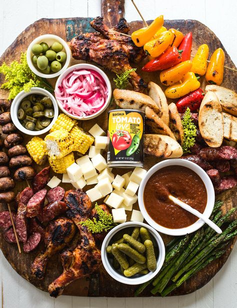 Bbq Charcuterie Board, Bbq Charcuterie, Bbq Seafood, Gourmet Bbq, Homemade Bbq Sauce, Charcuterie Board Ideas, Tangy Bbq Sauce, Skip To My Lou, Green Chiles