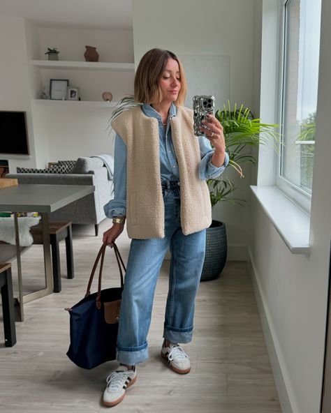 Sundaying. Links to my outfit on stories/October highlight. The shirt is very old @newlook jeans @zara and gilet @riverisland (2 years ago?) #weekendoutfit #weekendoutfits #doubledenim #petitefashion #imwearingri #casualoutfitideas #autumnoutfitideas #autumnoutfitinspo #borg Borg Gilet Outfit, Borg Gilet, Gilet Outfit, Double Denim, My Outfit, Weekend Outfit, Autumn Outfit, Petite Fashion, The Shirt