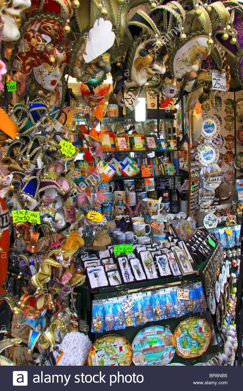 Download this stock image: Souvenirs, Shop in Venice, Italy - BR6NB5 from Alamy's library of millions of high resolution stock photos, illustrations and vectors. Venice Shopping, Souvenir Shop, Venice Italy, Venice, High Resolution, Stock Images, Tumbler, Resolution, Stock Photos