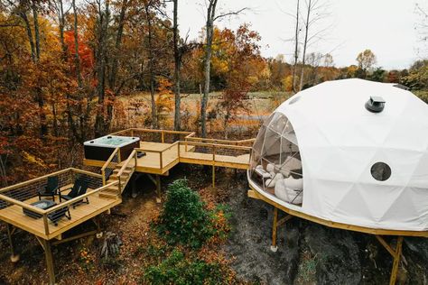 Best Dome Airbnbs Across the US: How to Book a Dome Airbnb - Thrillist Dome Airbnb, Farm Tourism, Unique Glamping, Glamping Ideas, Geodesic Dome Homes, Glamping Resorts, Dome Home, Baby Grand Pianos, Traveling Tips