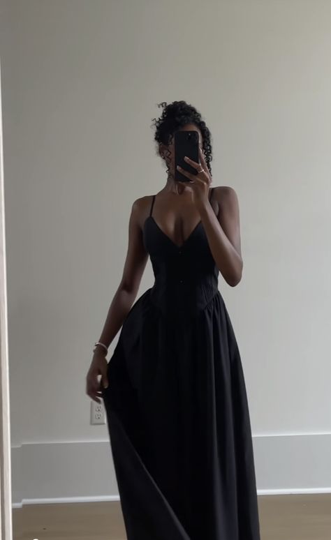 Black Flowy Dress Aesthetic, Feminine Black Women Aesthetic, Dark Feminine Aesthetic Black Women, Classy Feminine Aesthetic, Flowy Dress Aesthetic, Black Feminine Outfit, Black Women Luxury, Feminine Black Women, Elegant Black Women