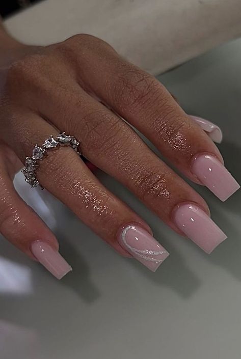 Pink Acrylic Nails French, Acrylic Nails With Initial, Pink Acrylic Nails Designs, Pink Acrylic Nails Coffin, Short Pink Acrylic Nails, Trendy Short Nails, Nail Shapes Squoval, Squoval Nails, Nagel Tips