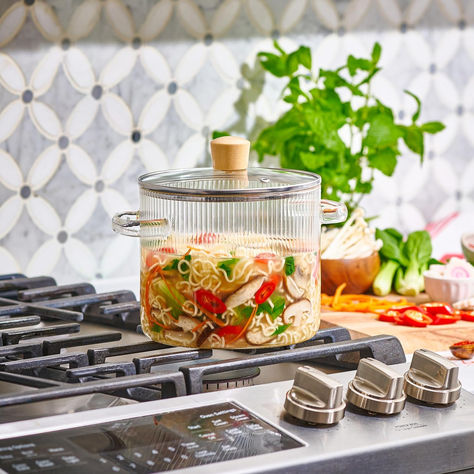 Perfect simmer pot for #potpourri Crafted from high-quality borosilicate glass, this transparent pot is both visually appealing and durable. The clear glass allows you to monitor your cooking progress, while the ribbed design adds an elegant touch to your kitchen. (Amazon) #stovetop potpourri #simmer #kitchen What To Gift A Friend, Glass Cooking Pot, Glass Cookware, Dishes Sets, Paella Pan, Organize Ideas, Simmer Pot, Milk Baby, Glass Pot