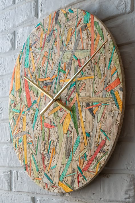 Painted Osb, Osb Wood, Wood Art Diy, Clock Painting, Wood Waste, Wood Wall Art Diy, Wood Art Projects, Diy Clock Wall, Diy Home Furniture