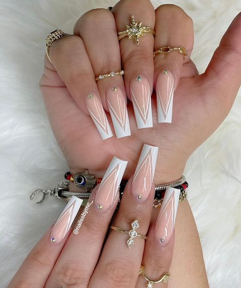 Nail Design Coffin Shape, V Shape Design Nails, White Tip Acrylic Nails Coffin, French Manicure Designs Coffin Shape, Modern French Nails Coffin, Engagement Nails Coffin, Coffin French Tip With Jewels, Triangle French Tip Nails Coffin, French V Nails Coffin