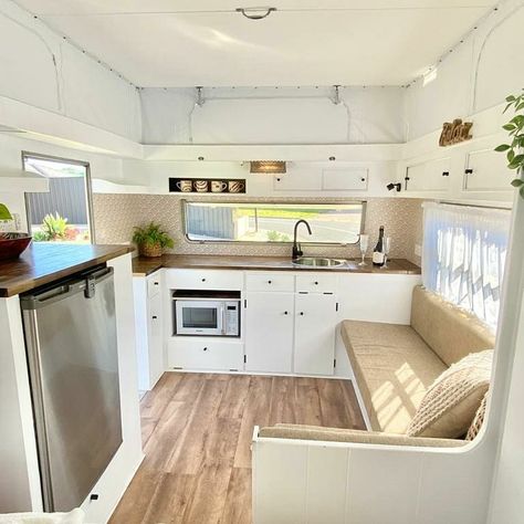 Tiny Caravan Renovation, Caravan Interior Makeover Layout, Caravan Home Tiny Houses, Caravan Colour Scheme, Retro Caravan Makeover, Old Caravan Makeover Inside, Tiny Caravan Interior, Retro Caravan Renovation, Caravan Layout Floor Plans