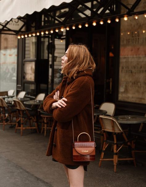 Black Teddy Jacket, Pretty Little Fawn, Warm Fuzzies, A Teddy Bear, Teddy Coat, Warm Autumn, Louis Vuitton Bag Neverfull, Looks Vintage, Winter Wear