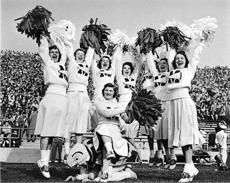 High School Cheer Leaders - circa: 1950's Zombie Prom, Cheerleading Photos, Cheerleading Pictures, Football Cheerleaders, Saddle Shoes, University Of Maryland, Cheer Pictures, Vintage School, Vintage Life