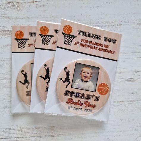 Rookie Year Basketball Theme Fridge Magnets: Perfect 1st Birthday Party Favor, Thank You Gift - Etsy Lithuania Basketball Theme Party, 1st Birthday Party Favors, Gift For Guests, Basketball Theme, Twin First Birthday, Game Party, Basketball Design, 1st Birthday Party, Birthday Favors