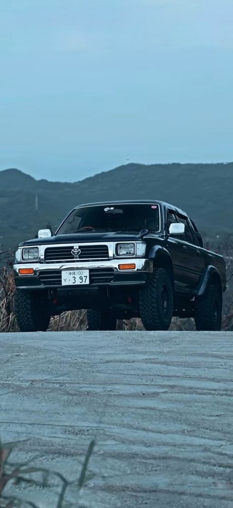 #Toyota #Hilux #Jetblue #Jetbluehilux Toyota Hilux Aesthetic, Toyota Hilux Wallpaper, Hilux Wallpaper, Aesthetic Car Accessories, Tokyo Drift Cars, Hd Photography, Tokyo Drift, Rolls Royce Wraith, Wallpaper Instagram