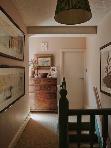 Patrick O'Donnell Tiny Hallway Ideas, Colonial Revival Interior, Alternative Flooring, Small Hallway Ideas, 1930s House, Painting Lamp Shades, Suburban House, Candle Shades, Deco Rose