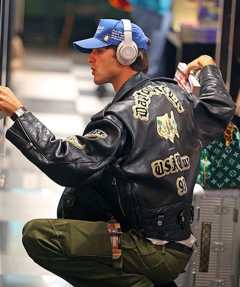 Jacob Elordi Black Motorcycle Leather Jacket Mens Leather Jacket Vintage, Leather Jacket Outfit Men, Red Leather Boots, Sydney Airport, Motorcycle Leather Jacket, Jacob Elordi, Black Motorcycle, Leather Jacket Outfits, Vegan Leather Jacket