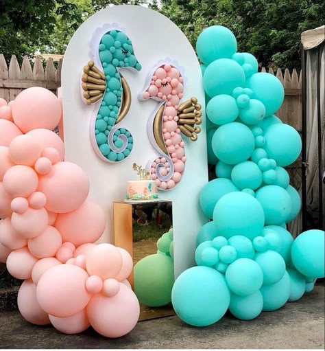 Beach Gender Reveal, Creative Baby Shower Themes, Gender Reveal Baby Shower Themes, Gender Reveal Party Theme, Gender Reveal Themes, Baby Shower Theme Decorations, Sea Baby Shower, Creative Baby Shower, Gender Reveal Balloons