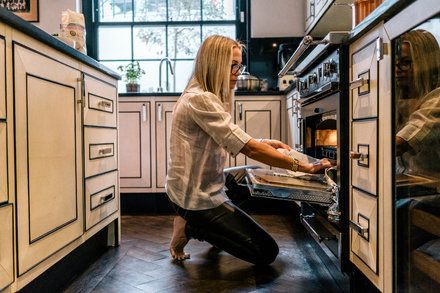 Caroline Fleming a Lady of London Keeps Calm and Cooks On Caroline Fleming, London Food, Ladies Of London, Future Life, Ny Times, Old Money, Dream Life, The Hamptons, London