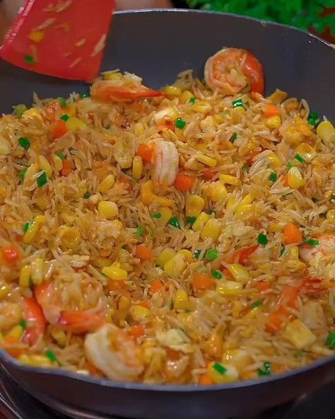 African Recipes Nigerian Food, Seasoned Rice Recipes, Cooking Breakfast, Food Story, Arroz Frito, Healthy Food Menu, Chinese Cooking Recipes, Shrimp Fried Rice, Easy Rice Recipes