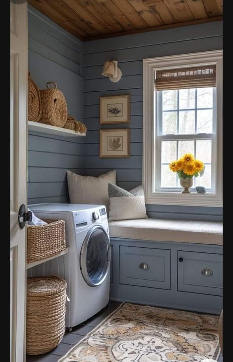 Laundry Room Closet Ideas, Laundry Wallpaper, Room Closet Ideas, Wallpaper Laundry Room, Wallpaper Laundry, Mudroom Laundry Room Ideas, Storage Laundry Room, Laundry Room Decor Ideas, Laundry Room Design Ideas