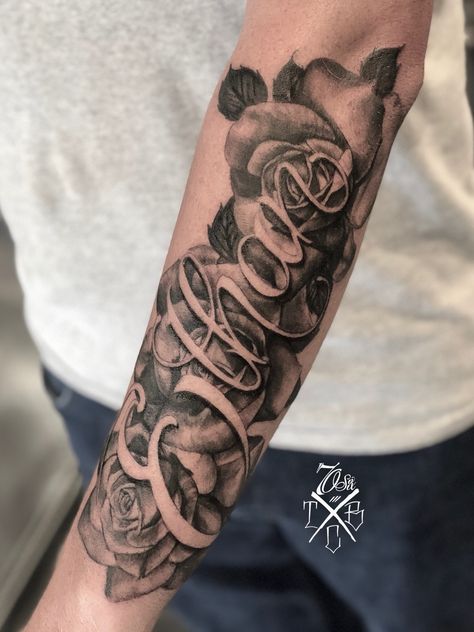 Ethan script tattoo by @levi70six Sleeve With Names Tattoo, Ethan Tattoo Names Design, Ethan Name Tattoo, Ethan Tattoo, Tatto Name, Tattoo Names, Names Design, Script Tattoo, X Tattoo