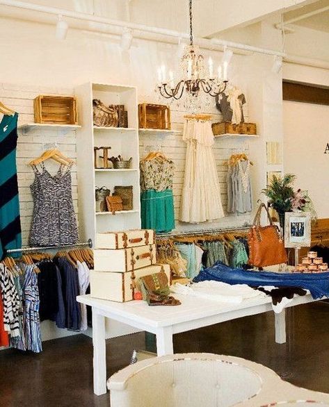 Hair Salon Clothing Boutique, Narrow Boutique Layout, Retail Purse Display, Boutique Collection Ideas, Boutique Store Layout, Purse Display Ideas Retail, Shop Design Idees Boutiques, Aesthetic Stores Interior, Store Design Boutique Inspiration