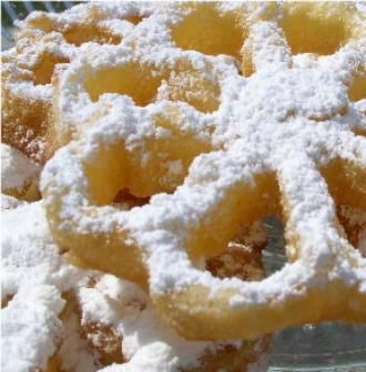 Rosettes Recipe, Rosettes Cookie Recipe, Rosette Recipe, Rosette Cookies, Pizzelle Cookies, Funnel Cakes, Norwegian Food, Fried Dough, Funnel Cake