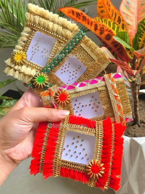 Haldi Gift Ideas, Mehendi Moli Packing Idea, Handmade Hamper, Wedding Gift Hampers, Wedding Platters, Wedding Gift Pack, Bangle Box, Creative Wedding Gifts, Bridal Gift Wrapping Ideas