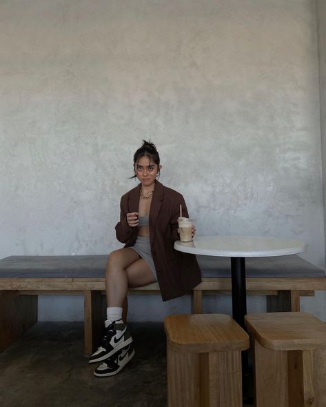 Brown Nike Dunks Outfit Woman, Nike Dunk Low Cacao Wow Outfit, Air Jordan 3 Outfit Woman, Cacao Wow Dunks Outfit, Brown Dunks Outfit Woman, Brown Nike Dunks Outfit, Brown Dunks Outfit, Dunk Low Outfit Women, Minimal Fits