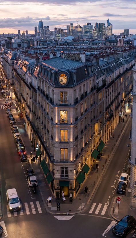 Paris Core, Paris Dump, Parisian Architecture, Paris Dream, Home Studio Setup, Parisian Cafe, Parisian Life, French Architecture, Pondicherry