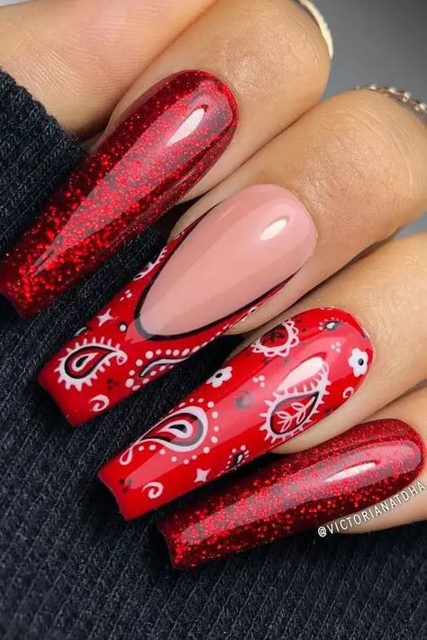 15 Amazing Modern Paisley Nails Designs Will Impress Anyone You Meet | Polish and Pearls Paisley Nails, Paisley Nail Art, Chanel Nails Design, Bandana Nails, Nails With Red, Modern Paisley, Cowboy Nails, Nail Extensions Acrylic, Fancy Nail Art