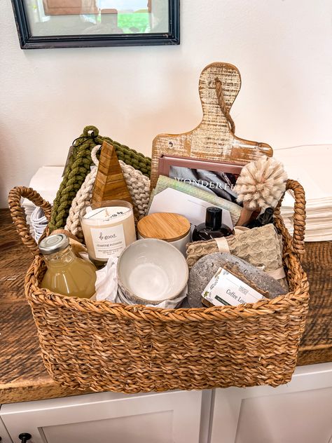 We had so much fun putting together this gift basket with a customer for her son and daughter-in-law. Stop by The Mix and we can help find the perfect basket for you! Christmas Gift Basket For In Laws, Gift Basket For In Laws, Christmas Basket For Mother In Law, Mother In Law Gift Basket, Bride Basket Gift Ideas, Wedding Shower Gift Basket Ideas, Newlywed Gift Basket, Hamper Gift Ideas, Wedding Shower Gifts Basket