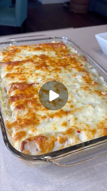 Annie Prusakiewicz on Instagram: "Chicken Enchilada Casserole …let’s go!!! 😋 #ingredients #chickenbreast #tacoseasoning #greenchile #enchiladasauce #pepperjackcheese #tacoshells #sourcream #thatsit This one is so quick and easy!! I love that I also have some leftovers for a few nights on this one too. *my chicken breast were fairly large so either refrigerated to make a second batch or freeze in a ziploc for a later use! #chickenenchiladas #casserole #mexican #mexicandish #mexicanfood #enchiladas #yum #getinmybelly #homemadefood #cookathome #chipsandsalsa #gardenfreshgourmet Best chips and salsa @gardenfreshgourmet 😋" Quick Chicken Enchiladas, Ground Chicken Enchilada Casserole, Taquito Enchilada Casserole, Leftover Chicken Breast Recipes, Casserole Mexican, Easy Chicken Enchilada Casserole, Easy Enchilada Recipe, Easy Chicken Enchilada Recipe, Mexican Enchiladas