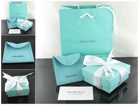 packaging Tiffany And Co Wallet, Tiffany And Co Box Gift, Tiffany And Co Packaging, Tiffany Ring Box, Tiffany Packaging, High-end Luxury Box Bag For Shopping, Luxury Box-shaped Jewelry Gift, Contemporary Branding, Clean Font