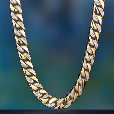 Aporro Offers you the Exclusive Fully Iced Out Diamond Cuban Link Chains (8mm,10mm,12mm,15mm,19mm) with 14K Gold, White Gold, Rose Gold, Black Chain, Gucci Link , Tri-Colored Cuban Link and Heartbreak Chains. Mens Chain Designs, Neck Chain For Men, Diamond Chains For Men, Mens Bracelet Gold Jewelry, Man Gold Bracelet Design, Mens Gold Chain Necklace, Gold Neck Chain, Mens Bracelet Designs, Rose Gold Chain Necklace